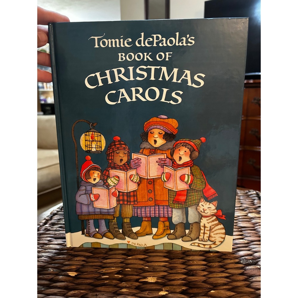 Tomie dePaola's Book of Christmas Carols Hardcover 1987 First Impression Vintage